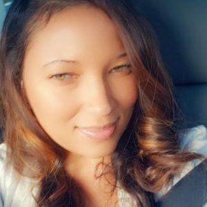 Meet your Posher, Regina